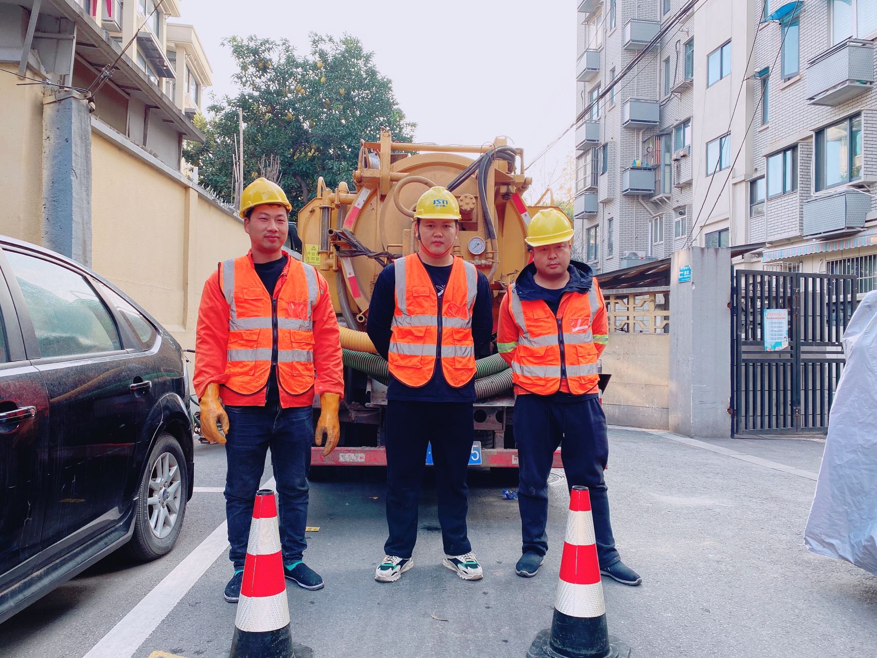新闸村南京某小区管道清淤检测施工